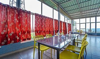 Treebo Kuber Palace With a Swimming Pool