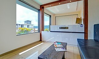 Treebo Kuber Palace With a Swimming Pool