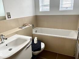 Blue Heron - 2 Bedroom Apt With 2 Parking Spaces - From 165 Per Night