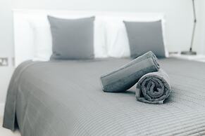 Blue Heron - 2 Bedroom Apt With 2 Parking Spaces - From 165 Per Night