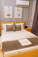 Golden Six Hotel & Restaurant
