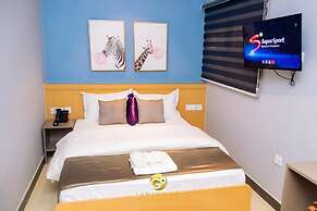 Golden Six Hotel & Restaurant