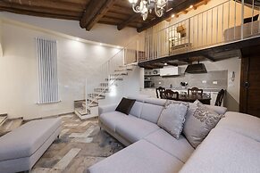 Casa Griselda by Mmega