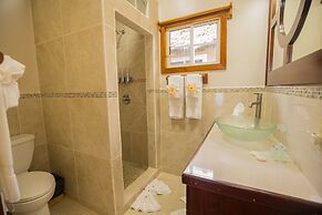 Hidden Jewel Boutique Hotel