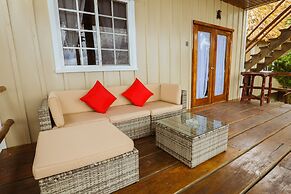 Hidden Jewel Boutique Hotel