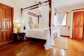 Hidden Jewel Boutique Hotel