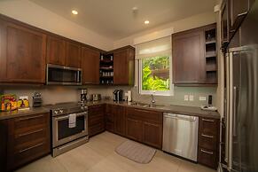 Miramar 4E - 3 bdr 3 Bath Ocean View