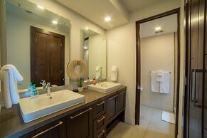 Miramar 4E - 3 bdr 3 Bath Ocean View