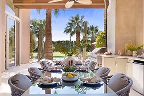 Mirabella by Avantstay 10 Acre Estate w/ Prvt Lake, Golf Course & Pool