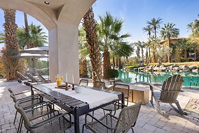 Mirabella by Avantstay 10 Acre Estate w/ Prvt Lake, Golf Course & Pool