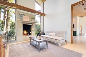 Mirabella by Avantstay 10 Acre Estate w/ Prvt Lake, Golf Course & Pool