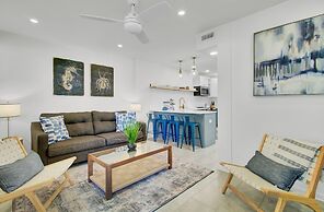 Coastal Grove by Avantstay 3 Unit Buyout Minutes From Folly Beach