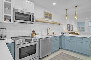 Coastal Grove by Avantstay 3 Unit Buyout Minutes From Folly Beach