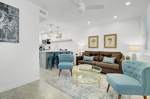 Coastal Grove by Avantstay 3 Unit Buyout Minutes From Folly Beach