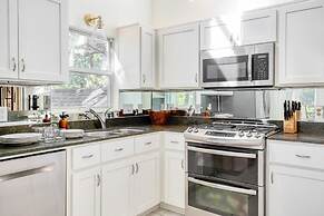 Coastal Grove by Avantstay 3 Unit Buyout Minutes From Folly Beach