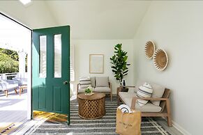 Hemlock by Avantstay Minutes From Folly Beach w/ Multiple Patios