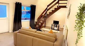 Impeccable 1-bed House in Pontefract