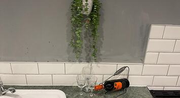 Impeccable 1-bed House in Pontefract