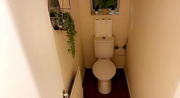 Impeccable 1-bed House in Pontefract