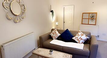 Impeccable 1-bed House in Pontefract