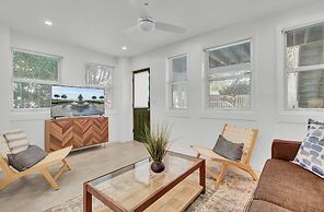 Red Maple by Avantstay Walk to Folly Beach