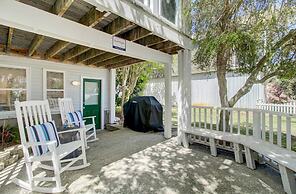 Red Maple by Avantstay Walk to Folly Beach