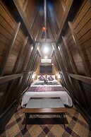 Rumah Kayu Tatiya Villa