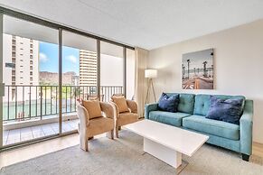 Deluxe Waikiki Condo Pool View FREE Parking & Wi-Fi by Koko Resort Vac