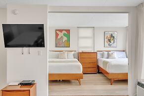 Deluxe Waikiki Condo Pool View FREE Parking & Wi-Fi by Koko Resort Vac