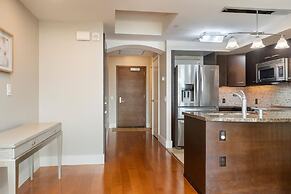 Allure Waikiki #803 2 Bedroom Condo by RedAwning