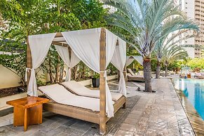 Allure Waikiki #803 2 Bedroom Condo by RedAwning