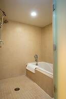 Allure Waikiki #803 2 Bedroom Condo by RedAwning