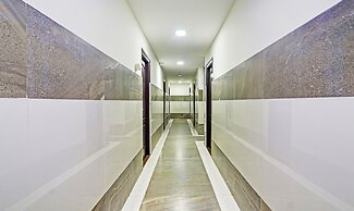 Itsy Hotels Infinity, Hitech City