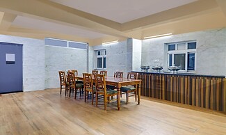 Itsy Hotels Infinity, Hitech City