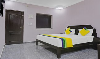 Itsy Hotels Raj Resort, Calangute