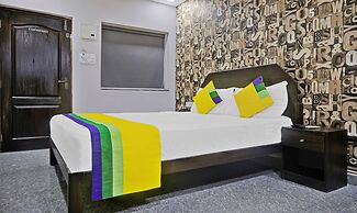 Itsy Hotels Raj Resort, Calangute