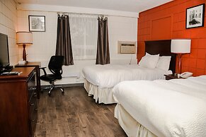 Crest Inn and suite