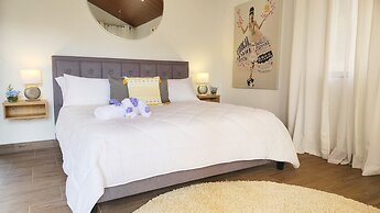 Rio Verde by Villa Alejandro