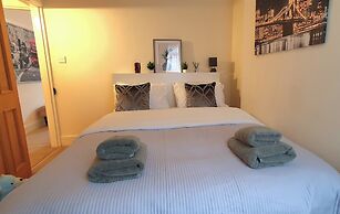 Inviting 2-bed Cottage in Windsor