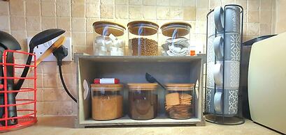 Inviting 2-bed Cottage in Windsor