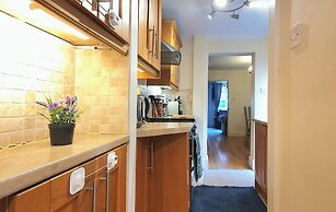 Inviting 2-bed Cottage in Windsor