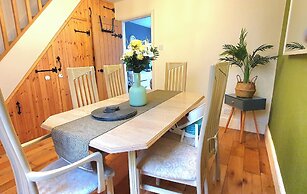 Inviting 2-bed Cottage in Windsor