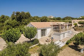 Apollonides Seafront Villa 1 “Aoede”