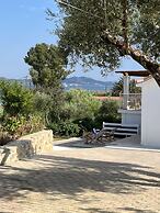 Apollonides Seafront Villa 1 “Aoede”