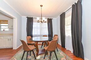 Summertime Pet-friendly 30 min Savannah