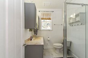 Summertime Pet-friendly 30 min Savannah