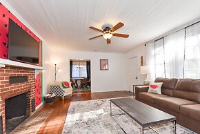 Summertime Pet-friendly 30 min Savannah