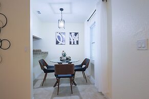 Saint Joseph Suites Down Town Tampa