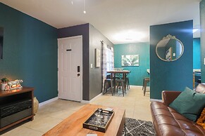 Saint Joseph Suites Down Town Tampa