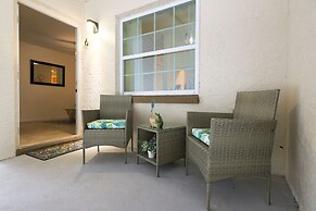 Saint Joseph Suites Down Town Tampa